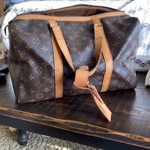 Louis Vuitton sac souple